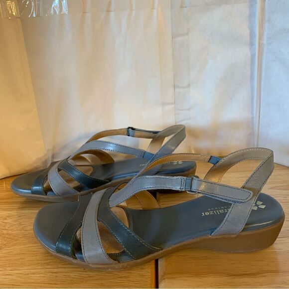 Naturalizer Sandals ‘Neina’ Heather Blue & Heather Gray Leather 1.5” Heel - Picture 2 of 11